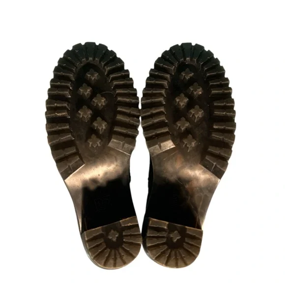 Dr. Marten Heeled Boots, Size 39 (8) - Picture 5 of 6